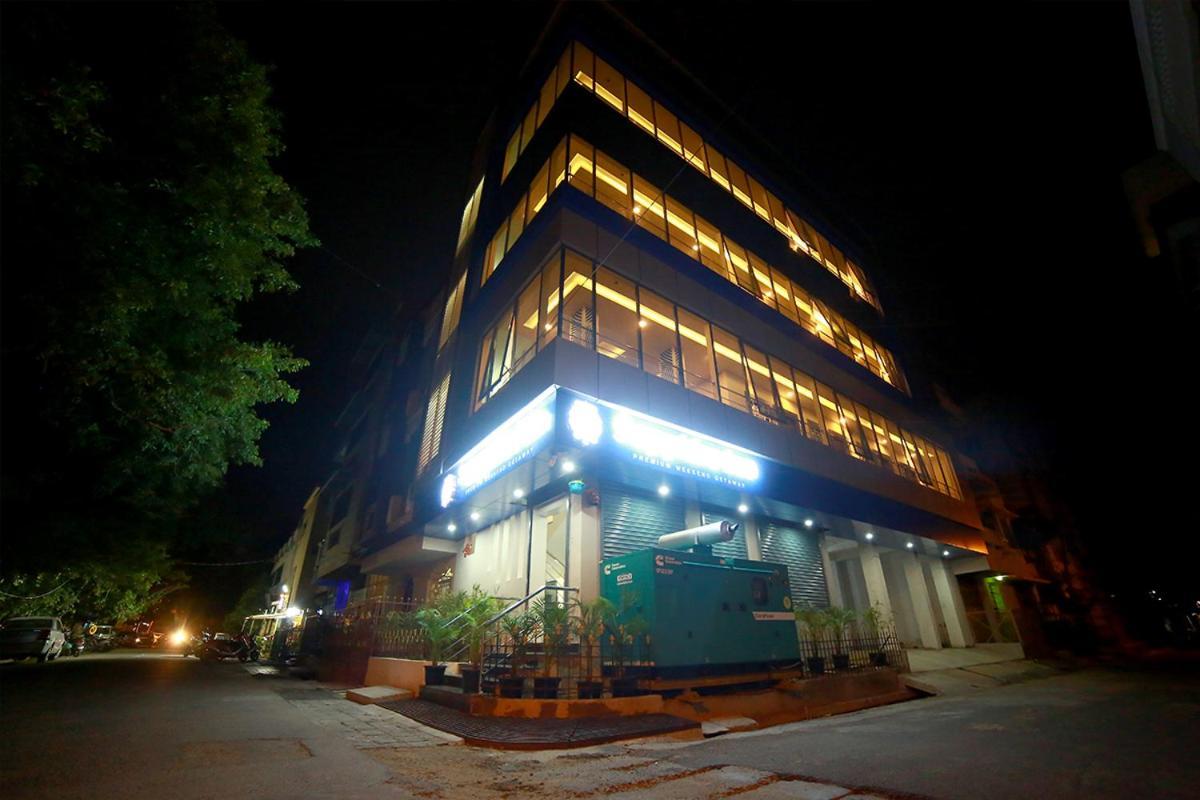 Sapphire Inn Pondicherry Exterior foto